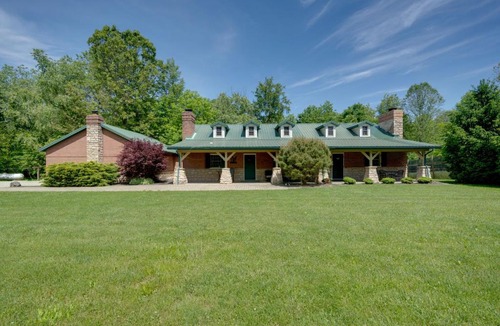 Walhonding House | 'Walhonding Woods' Secluded Farmland Retreat!