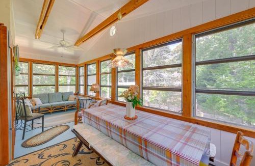 Cutchogue House | Walk to Beach: Long Island Wine Country Home!