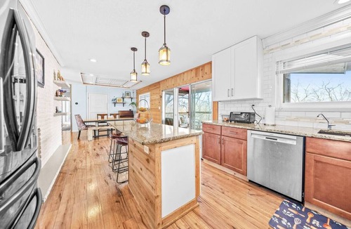 Kansas City House | WALK to FIFA 5BR Acreage w/Pool, Hot Tub, Games