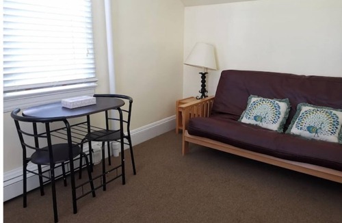 Framingham Apartment | Walk to FSU, shopping center, separate entrance