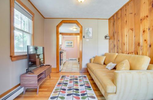 Kingston House | Walk to Grays Beach Park: Kingston Seaside Escape