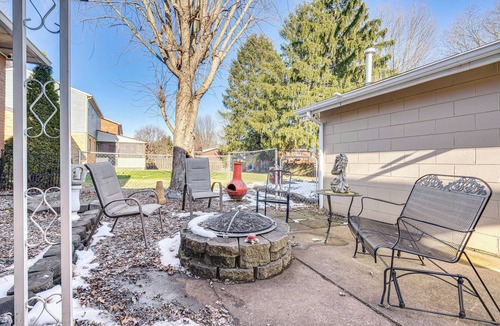 Vienna Apartment | Walk to Ohio River & Spencer Landing: Apt w/Patio
