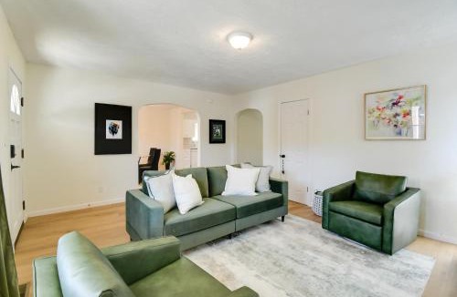 Huntington House | Walk to Ritter Park: Renovated Home Near Marshall!