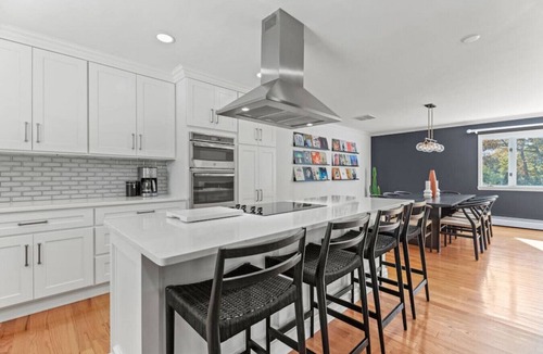 West Yarmouth House | Walk to the Beach - Modern Home w/FirePit, Bikes, Office, Grill + More!
