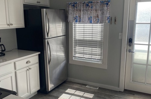 Wareham Center Cottage | Walking distance to Private Beach! Charming Cottage North of Cape Cod.