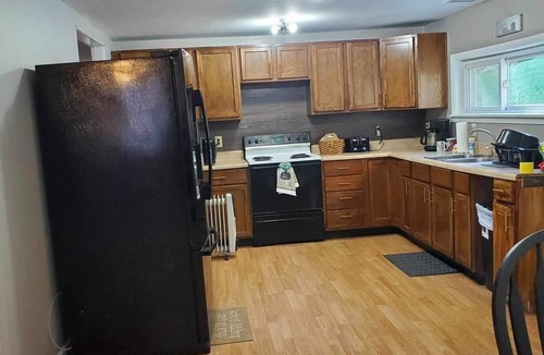 Northfork House | Warm. Cozy. Simple! Northfork WV! ATV/SxS Friendly! Very spacious! Sleeps 12+