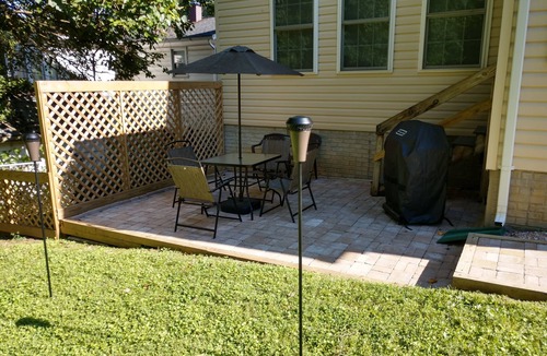 White Oak House | Washington DC Suburb with Quite Neighborhood Just A Stones Throw From Everything