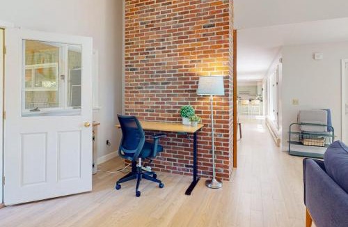 Harpswell House | Water-view retreat with beach access, deck, grill, EV charger & lawn games