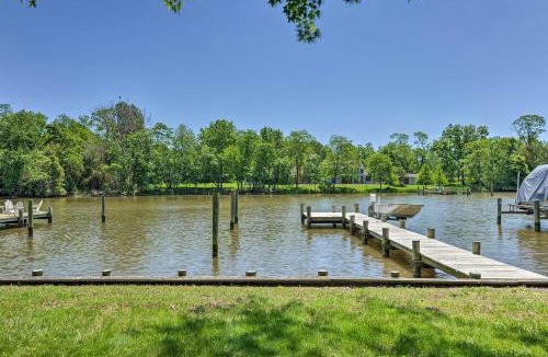 Annapolis House | Waterfront Annapolis Cottage: Fire Pit & Pier