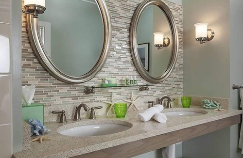 Silver Beach Hotel | Waterfront Cape Cod Escape! 3 Bedroom with Kitchen! Onsite Pool, Beach Access!
