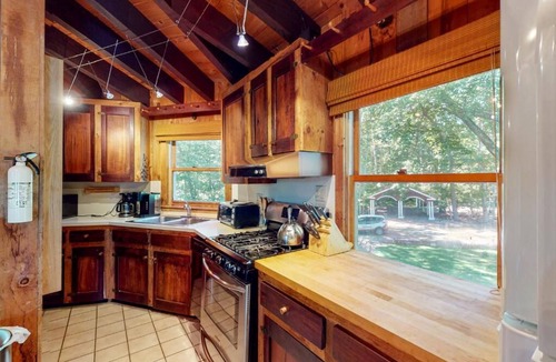 Moultonborough House | Waterfront Compound 2 Homes Sleeps 12 Lake Winnipesaukee Dock Dogs Considered
