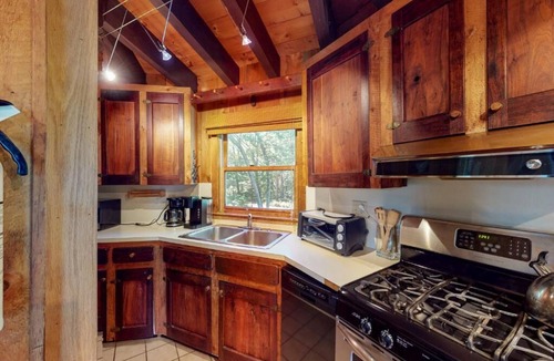 Moultonborough House | Waterfront Compound 2 Homes Sleeps 12 Lake Winnipesaukee Dock Dogs Considered