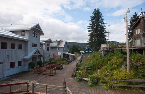 Seldovia House | WATERFRONT COTTAGE RENTAL