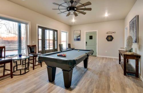 Cleora House | Waterfront Grand Lake Family House w/Game Room!