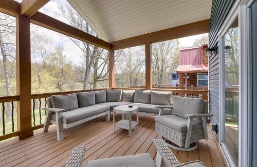 Lake Milton House | Waterfront Home on Lake Milton: Dock, Hot Tub