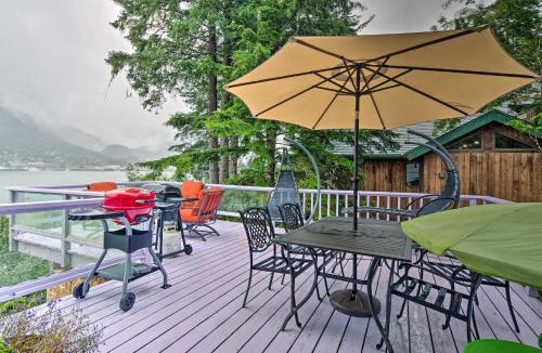 West Juneau House | Waterfront House w/Glacial Views - Near Downtown!