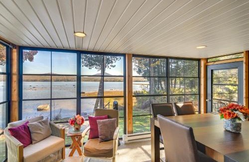 Weld House | Waterfront Lake Webb Cabin Rental w/Dock & Views!