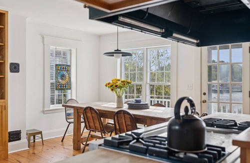 York Harbor House | Waterfront Luxury | 7BR Historic York Harbor Home Featured in Decor Maine Magazine