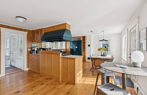 York Harbor House | Waterfront Luxury | 7BR Historic York Harbor Home Featured in Decor Maine Magazine