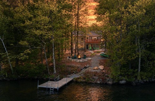 Gilmanton House | Waterfront - Manning Lake - Dock and Kayaks