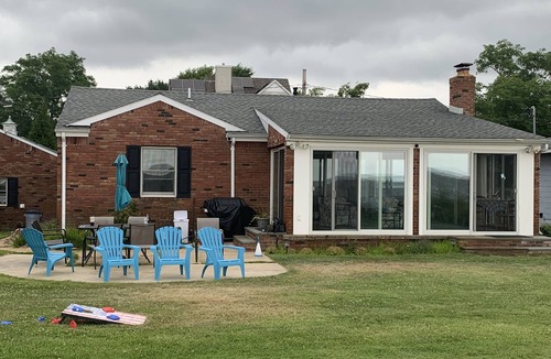 South Jamesport House | WATERFRONT, PRIVATE SANDY BEACH ON PECONIC BAY