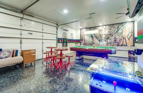 Grove House | Waterfront ‘StoneHaven at Reed Point’ w/Swim Spa!