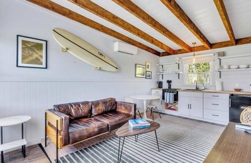 Hampton Bays Hotel | Waterfront suite and more in a Boutique Hotel, Heart of Hampton Bays,.
