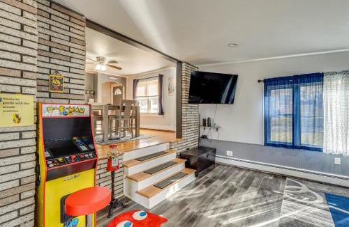 Wallkill House | Waterfront Wallkill Duplex Home w/Fire Pits!