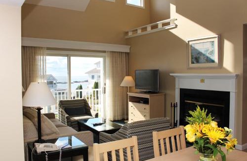 Westbrook Center Hotel | Waters Edge Resort and Spa TimeShare