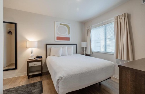 Wichita Hotel | WaterWalk Extended Stay by Wyndham Wichita