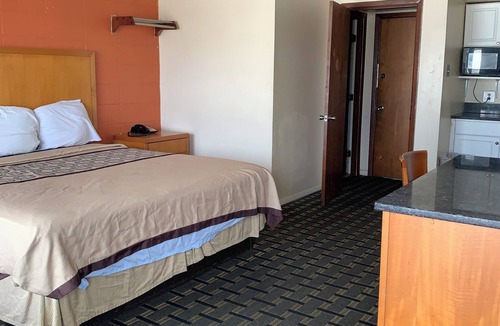 Downtown Myrtle Beach Hotel | Wayfarer Motel