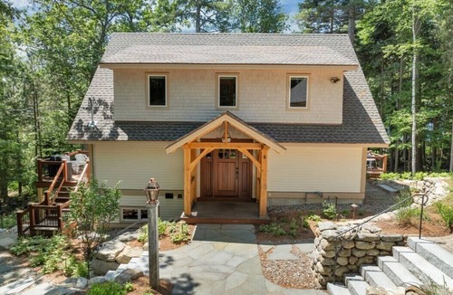 Meredith House | Wekepeke Point Estate on Lake Winnipesaukee