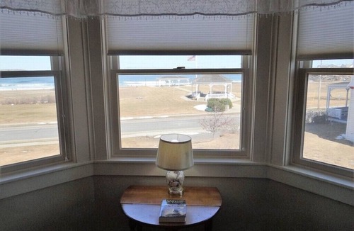 York Beach Condo | Welcome to Serenity Found