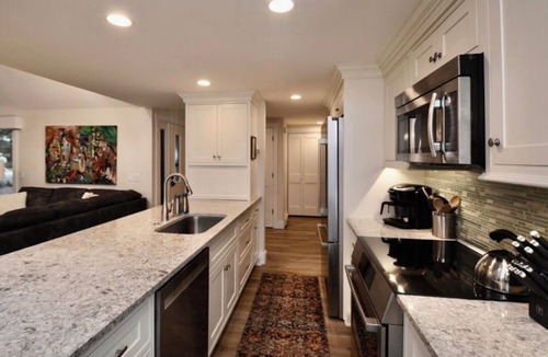 Grantham Condo | Welcome to The Anytime Getaway. Walking distance to the Lake!