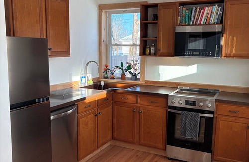 Lee Apartment | Welcome to the Berkshire Weekender