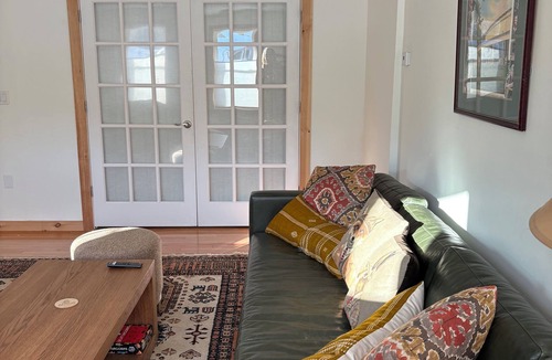 Lee Apartment | Welcome to the Berkshire Weekender