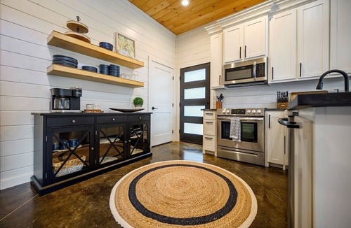 Pickens Cabin | Welcome to the Boujee Bungalow