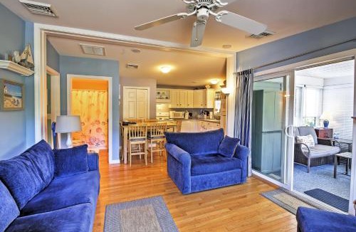 Moody House | Wells Beach Cottage w/Pool Access ~ 1 Mi to Coast