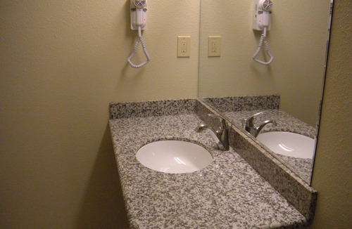 Salinas Hotel | Western Motel