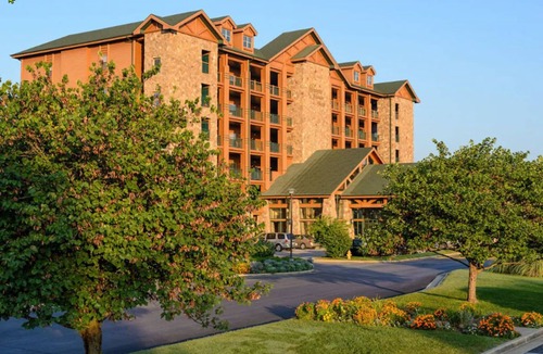 Branson Resort | Westgate Branson Woods 1 King Bdrm Std Villa, pet friendly