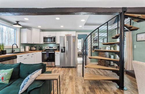 Hedgesville Cabin | Whiskey Acres - Modern Cabin w/HotTub, Firepit, CornHole + Axe Throwing Areas