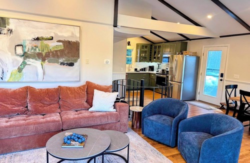 Newbury House | Whispering Pines - Your Stylish Nature Retreat