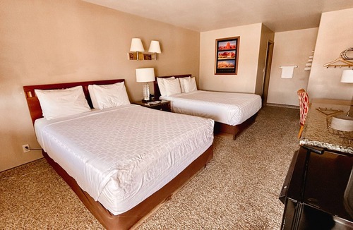 Hanksville Hotel | Whispering Sands Motel