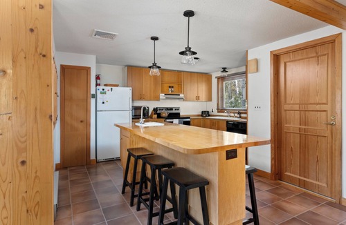 Intervale House | White Mountain Nest – Ski Hike Storyland