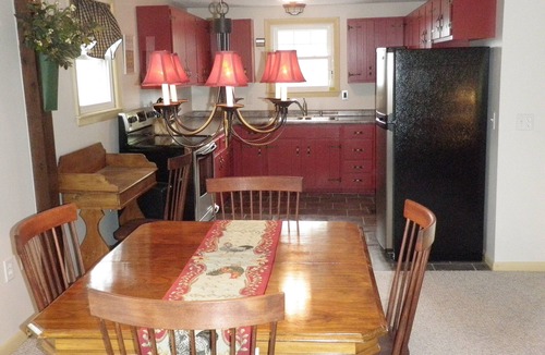 Bridgewater Cottage | Whittemore Shores Cottage On Newfound Lake, Beach & Lake Access, Sleeps 8