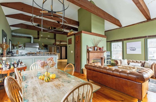 Clinton Corners House | Willow Brook: Historic Farmhouse w/Fun Playroom