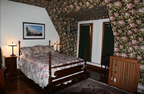 Downtown Baltimore Bed & Breakfast | Wilson House Bed & Breakfast