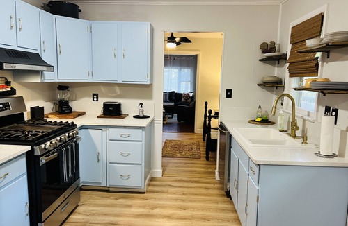 Kabletown House | Wineries & breweries, winter fun, year round hiking, biking