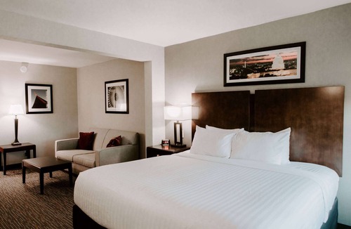 Chantilly Hotel | Wingate by Wyndham Chantilly/Dulles Airport