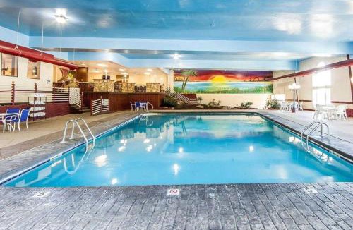 Marietta Hotel | Wingate by Wyndham Marietta Conference Center Ohio